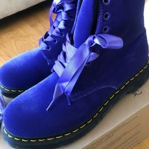 DR MARTENS Boots Velvet Purple *NEW*